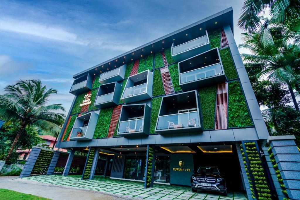 Bbc Luxury Apartments Perintalmanna 外观 照片