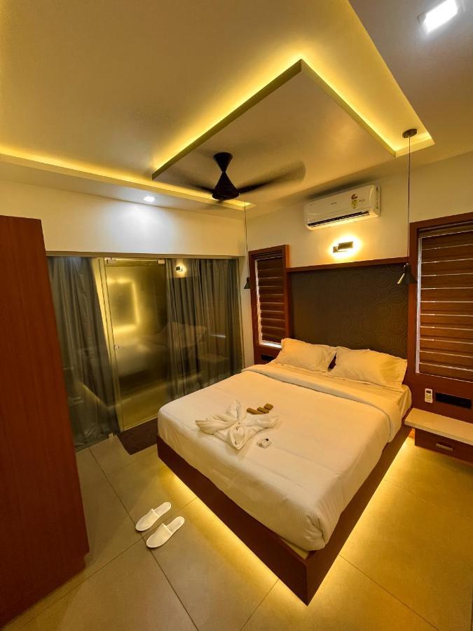 Bbc Luxury Apartments Perintalmanna 外观 照片