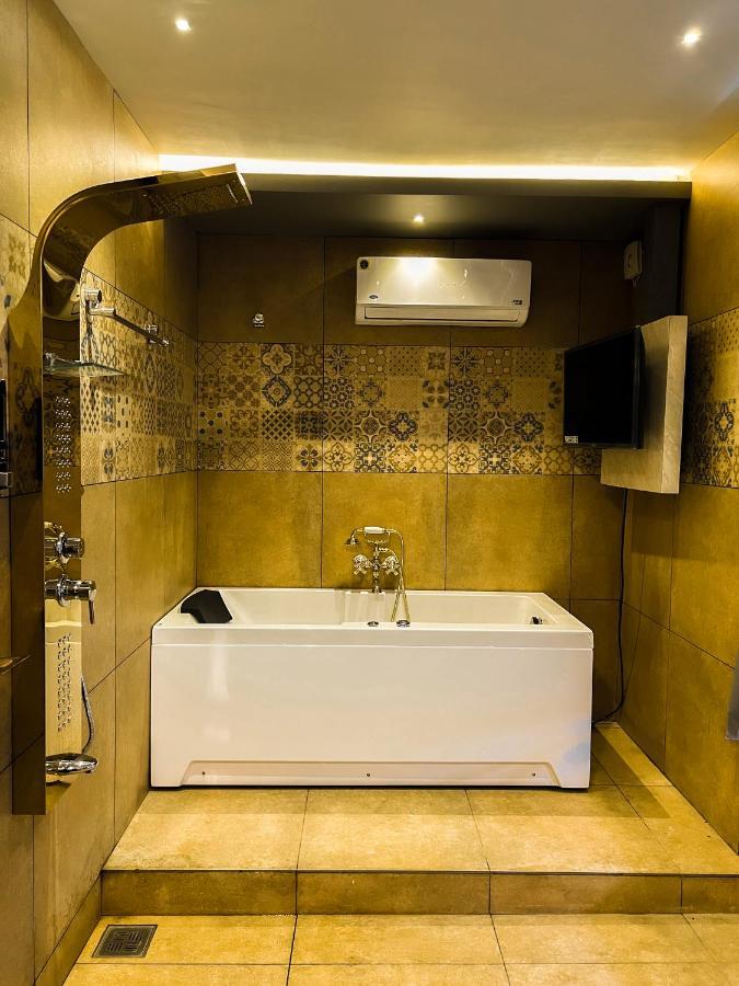 Bbc Luxury Apartments Perintalmanna 外观 照片