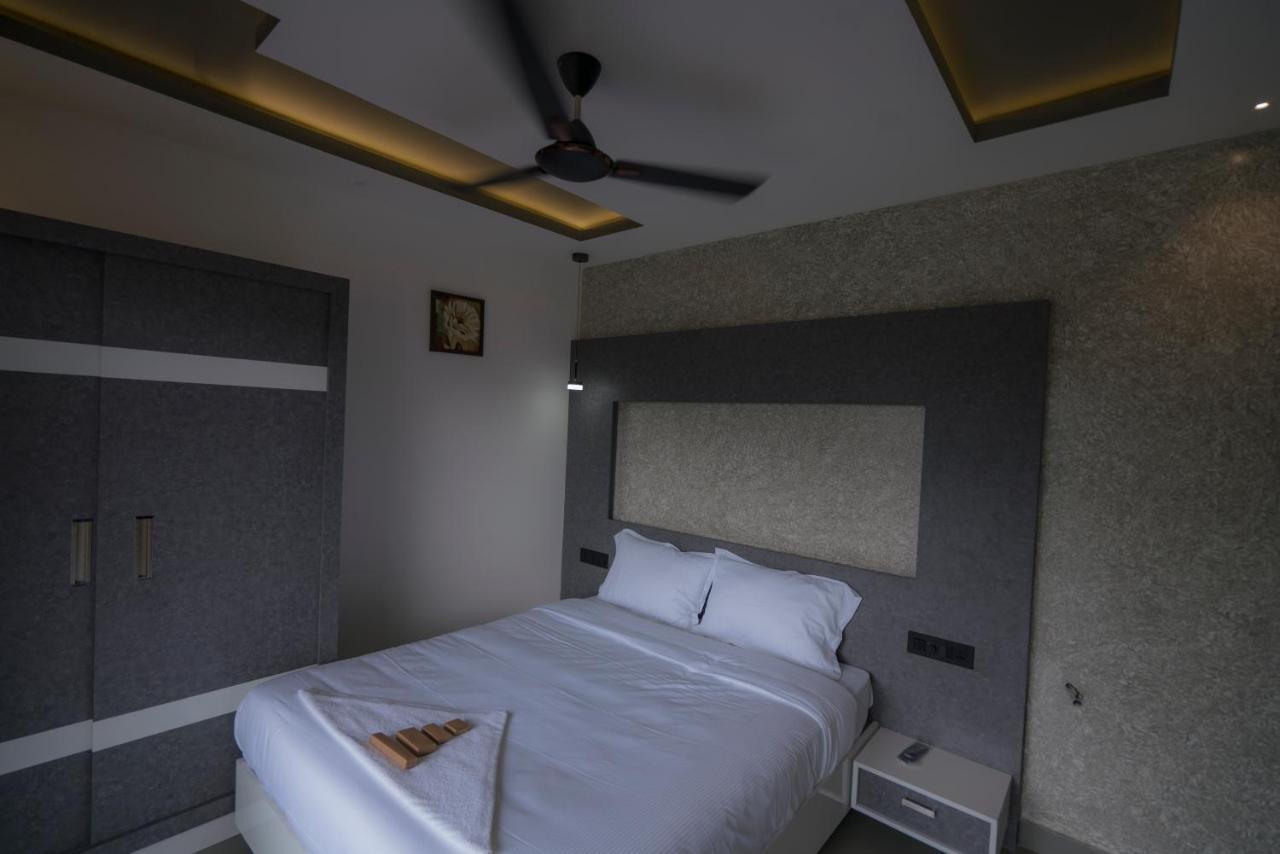 Bbc Luxury Apartments Perintalmanna 外观 照片